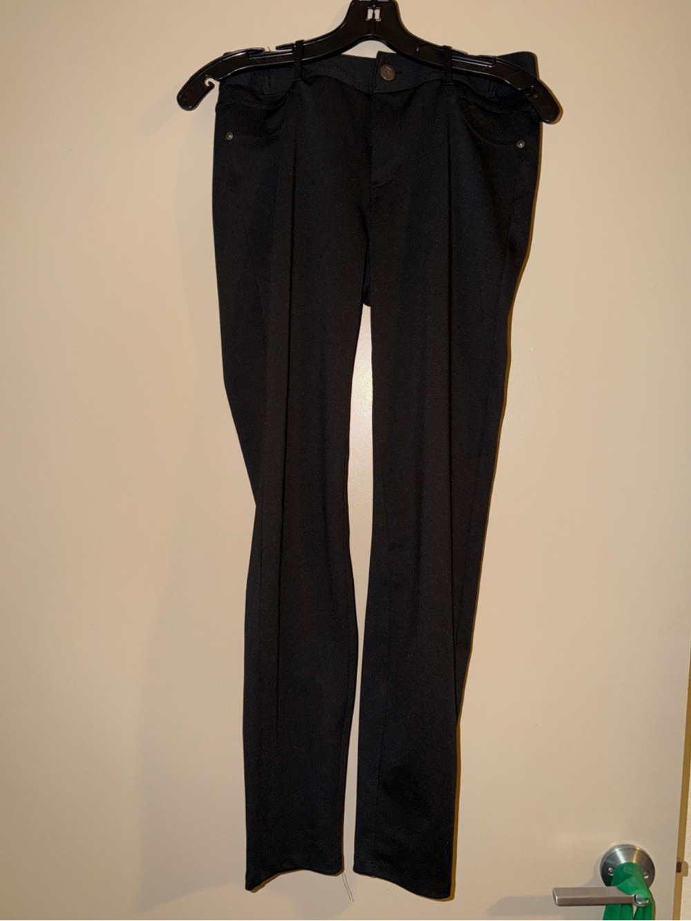 Simply Vera Vera Wang Women’s Black Skinny Pants